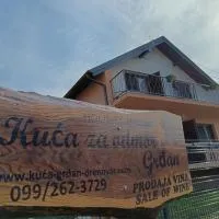 Kuća za odmor Grđan, hôtel à Slatinski Drenovac
