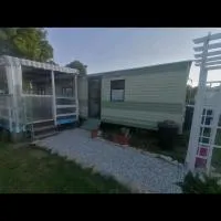 Camping de la cigogne, hotelli kohteessa Beaugeay