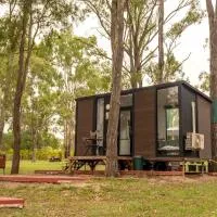 5 Acre Retreat Jimboomba by Tiny Away, hôtel à Jimboomba