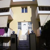 Sunny Apartments - Tolis 2o&sigmaf;, hotel i Kalamata
