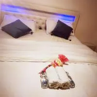 Short Time Stay, hotel in Schwalbach am Taunus