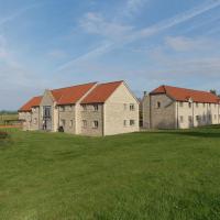 Canons Court Mews, hotel in Wotton-under-Edge