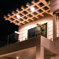 Saya's Abode - Railview Suites、TezpurにあるTezpur Airport - TEZの周辺ホテル