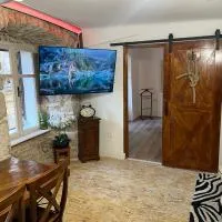 Apartments Coli-Apartman DORA, hotel v destinaci Bakar