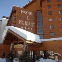Le Pic Blanc، فندق في ألب دويز