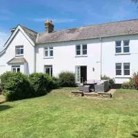 3 Bedroom Coastguard Cottage near Salcombe, Hope Cove, hotell sihtkohas Malborough