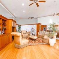 New Skagit Tulip Farm Estate 3 beds 2 baths, kh&aacute;ch sạn gần Skagit Regional Airport - MVW, Mount Vernon