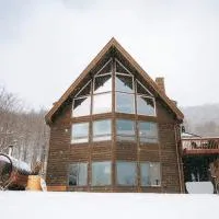 Catskills Luxury Chalet - Mountains Retreat, hotelli kohteessa Grahamsville