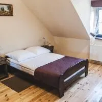 Hotel Pod Kogutkiem, hotel sa Krzywaczka
