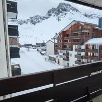 MyHome - Bol8 - T2 5pax skis aux pieds Val Claret, hotel v mestu Tignes