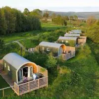 Grange Beck Farm Glamping, hotel in Kildwick