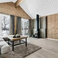 Modernized standalone cabin Sørreisa - Bardufoss, hotel em Bardufoss