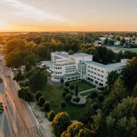 Rannahotell, kh&aacute;ch sạn ở P&auml;rnu