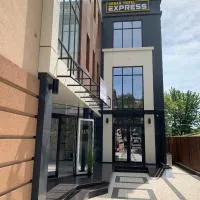 Urban Hotel EXPRESS, hotel Ungheniben