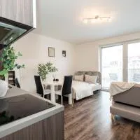 ALURE RESIDENCES 14 & 24h self check-in, private parking in front of the apartment building included, new building, CITY CENTER, hotell sihtkohas Banská Bystrica