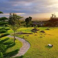 The Natural Garden Resort, hotel sa Ban Thap Sai