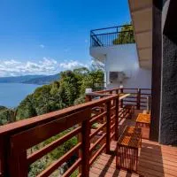 真鶴海の見える古民家風ジャパニーズルームapartment Hotel途乃中W2, ξενοδοχείο σε Manazuru