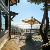 Ganghwa Seokmodo Sunset House, готель у місті Інчхон