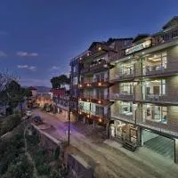 Hotel Mountain Shadow, hotel em Kasauli