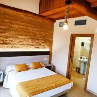 Hostal Restaurante LA SENDA – hotel w mieście Camponaraya