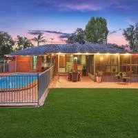 Waterside Escape, hotel di Dora Creek
