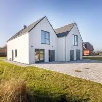 Ferienhaus Elisa, Haus mit Kamin, Sauna, Terrasse, готель у місті Дранске