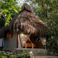 Akumal Natura Glamping, hotell i Akumal