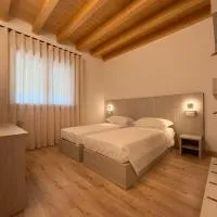 Le Camere sul Fiume، فندق في Boccatossa