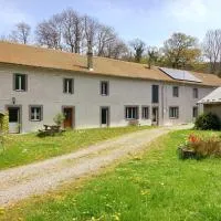 Gite de la Pierre Percée, hotel en La Motte-dʼAveillans