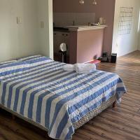 Lo de Juan, hotel poblíž Letiště Tydeo Larre Borges - PDU, Paysandú
