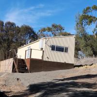 Sky Heavan, hotel near Melbourne Airport - MEL, Greenvale
