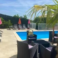 Belle Maison dans le Beaujolais, hotel en Gleizé
