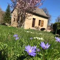 Petite maison du causse, hotel sa Salles-la-Source