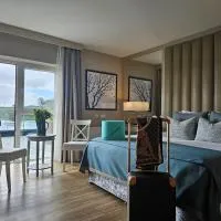 Moycarn Lodge & Marina: Ballinasloe şehrinde bir otel