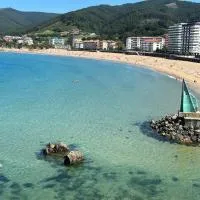 Acogedor apartamento con vistas al mar, hotel di Bakio