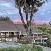 Sierra Mountain Lodge - Vacation Rentals - Yosemite, hotel en Ahwahnee