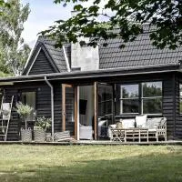 Cozy vacation home very close to the beach, viešbutis mieste Tisvilde