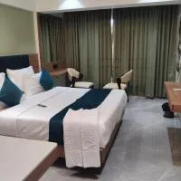 Hotel Vaishnavi Heights, Solapur, Hotel in Bāle