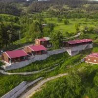 Danzot Tatil Köyü ve Restoran, hotell sihtkohas Artvin