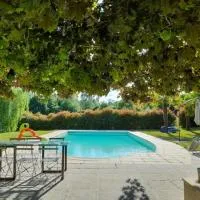 Le Moulin du Châtelier، فندق في Paulmy