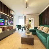 Ava Towers Accommodation 1-2 Bdm by GAP with Parking Option – hotel w Suczawie