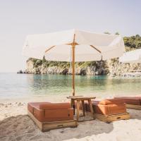 Aragosta Suites, hotel i Paleokastritsa