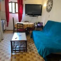 Studio proche mer, khách sạn ở Les Lecques