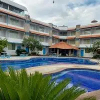 Aparthotel Bernabeth โรงแรมในMompiche