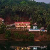 StayVista's Lagoons Villa - Peruvannamuzhi - 4BHK with Pet Friendly & Sports Turf: Kozhikode şehrinde bir otel