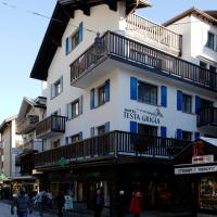 Hotel Garni Testa Grigia: Zermatt'ta bir otel