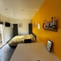 Studio les trois chemins, ξενοδοχείο σε Cucugnan