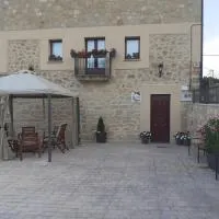 Casa Rural La Maestra, hotel em Bozoo