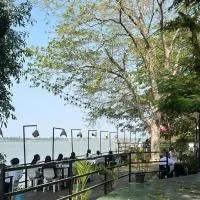 Pilgrim's Kitchen & Inn, hotel a Savannakhet