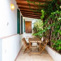 Appartamento Bouganville, hotel poblíž Letiště Marina di Campo – ostrov Elba - EBA, Marciana